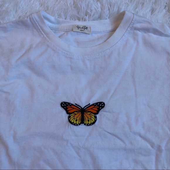 Brandy Melville Butterfly Embroidered Tee - Picture 6 of 6